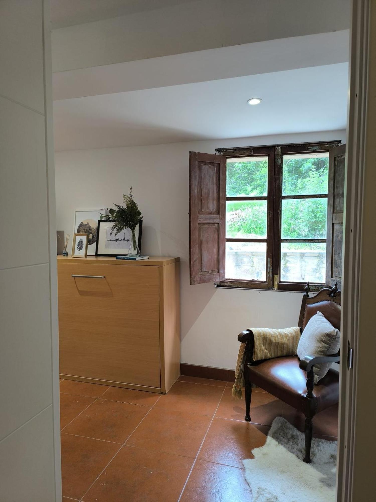 Deluxe One-Bedroom Apartment Garden View