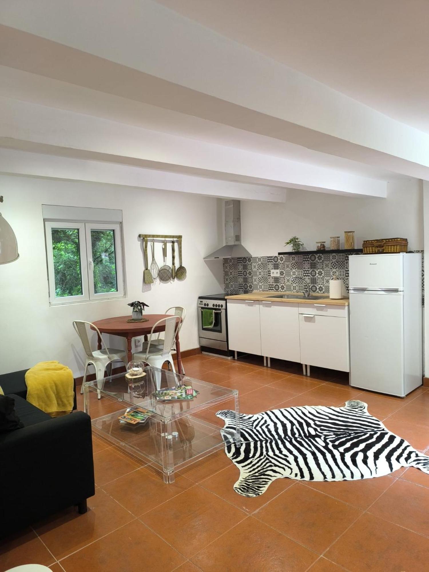 Deluxe One-Bedroom Apartment Garden View